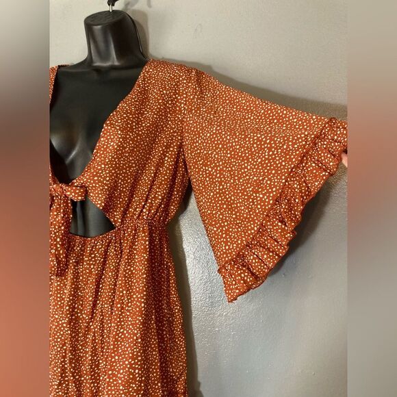 SHEIN Orange Flutter Sleeve summer romper - Picture 3 of 5